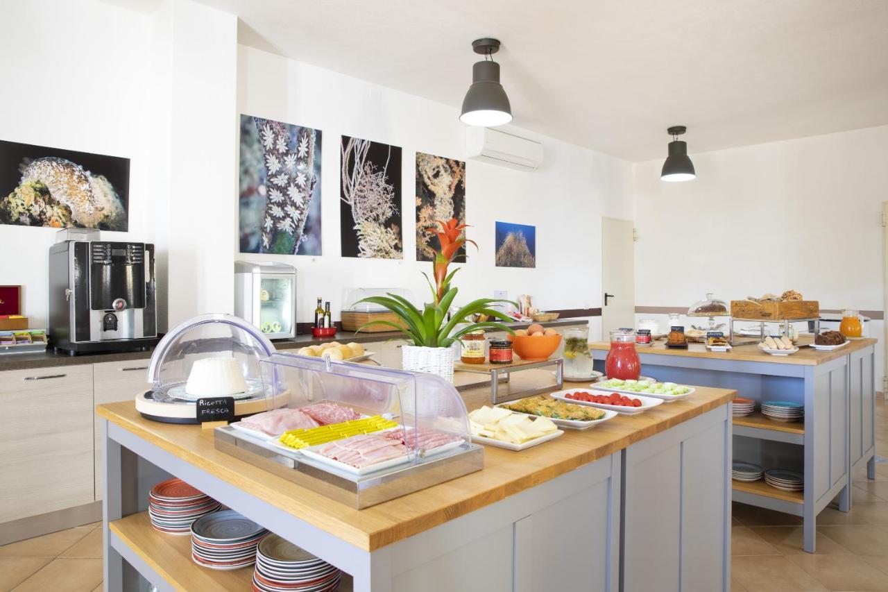 Muma Hostel Sant'Antìoco Eksteriør billede
